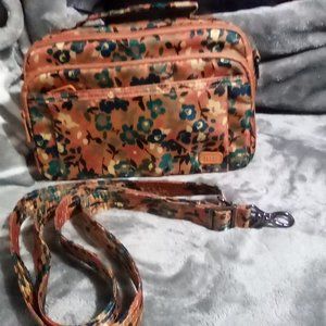 Lug Scoop Cross body in Wildflower Amber